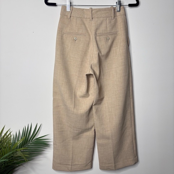 Aritzia Wilfred The Effortless Pant™ Cropped in Oat Beige size 00 - Picture 4 of 7